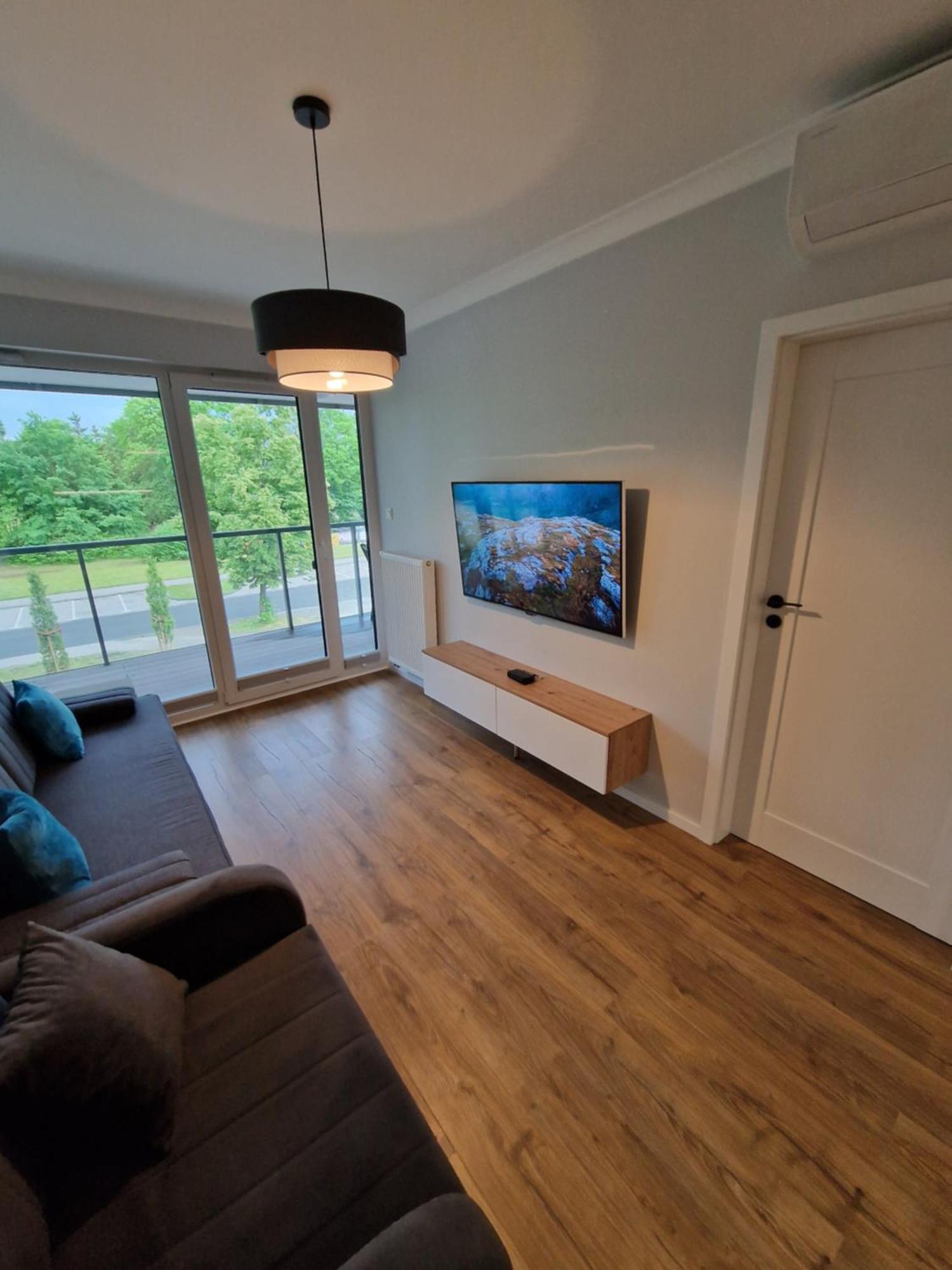 Porty C120 Kasprowicza Pool Sauna Parking Kolberg