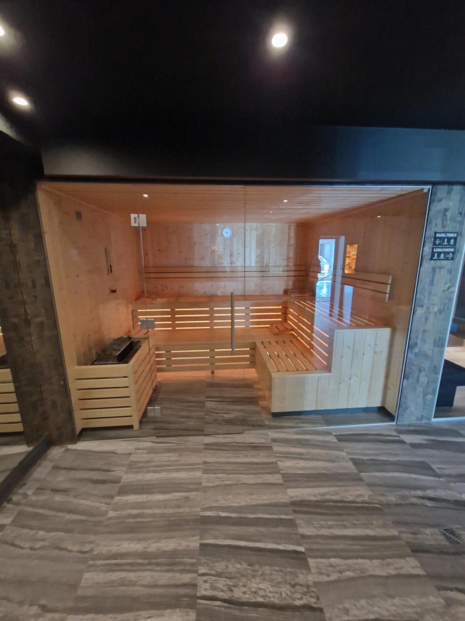 Porty C120 Kasprowicza Pool Sauna Parking Apartment